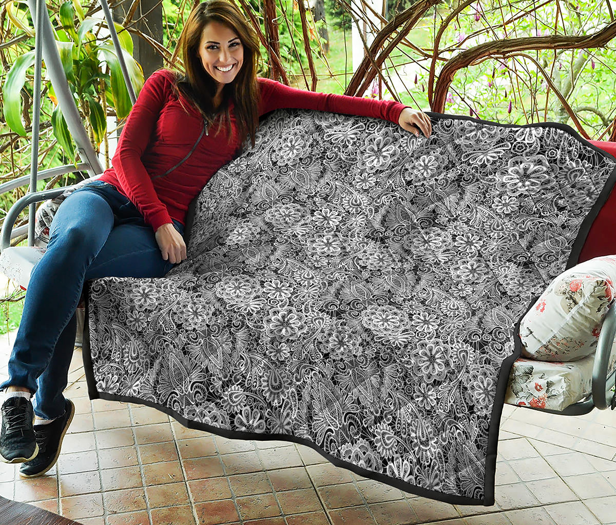 Black And White Western Flower Print Quilt