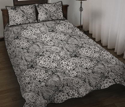 Black And White Western Flower Print Quilt Bed Set