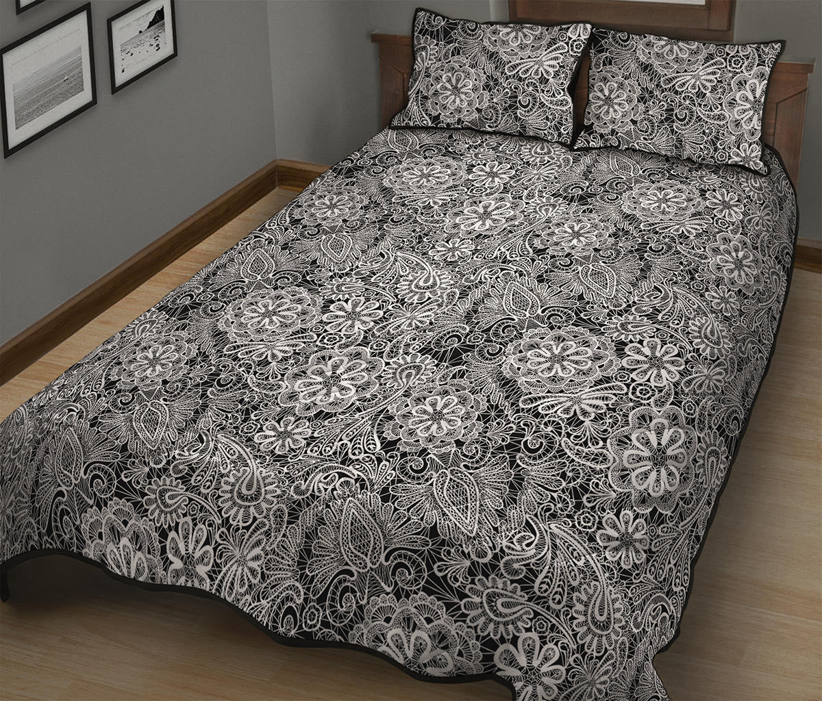 Black And White Western Flower Print Quilt Bed Set