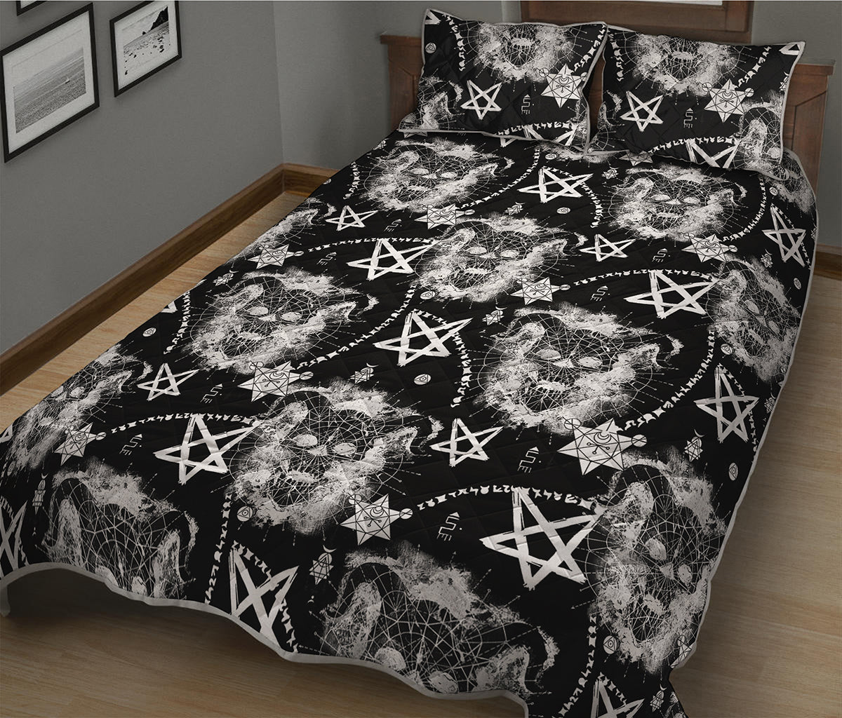 Black And White Wicca Devil Skull Print Quilt Bed Set