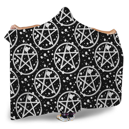 Black And White Wicca Pentagram Print Hooded Blanket