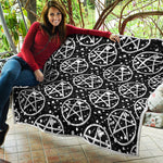Black And White Wicca Pentagram Print Quilt