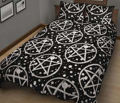 Black And White Wicca Pentagram Print Quilt Bed Set