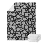 Black And White Yarn Pattern Print Blanket