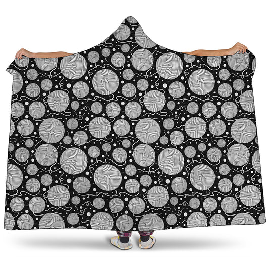 Black And White Yarn Pattern Print Hooded Blanket
