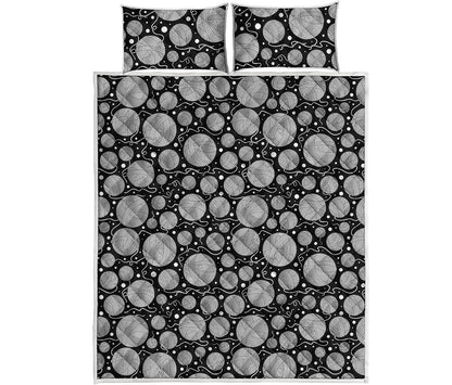 Black And White Yarn Pattern Print Quilt Bed Set