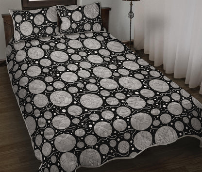 Black And White Yarn Pattern Print Quilt Bed Set