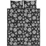 Black And White Yarn Pattern Print Quilt Bed Set