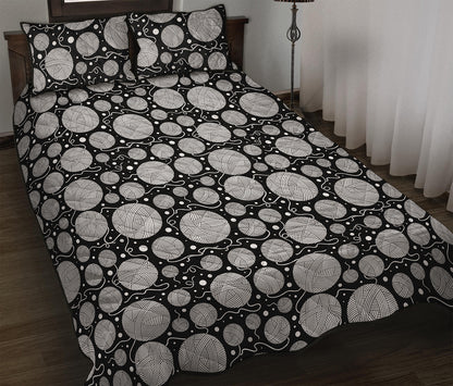 Black And White Yarn Pattern Print Quilt Bed Set