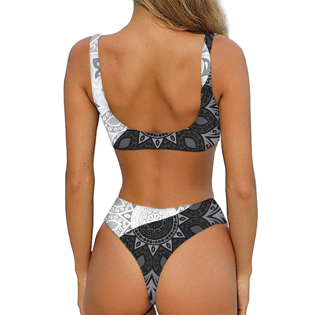Black And White Yin Yang Mandala Print Front Bow Tie Bikini