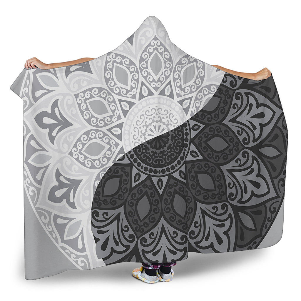 Black And White Yin Yang Mandala Print Hooded Blanket