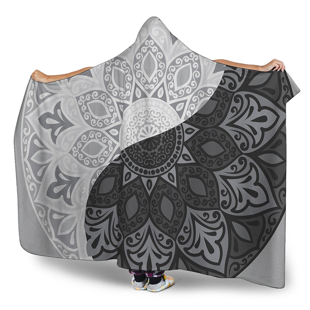 Black And White Yin Yang Mandala Print Hooded Blanket