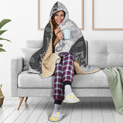 Black And White Yin Yang Mandala Print Hooded Blanket