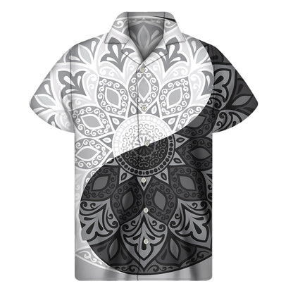 Black And White Yin Yang Mandala Print Men's Short Sleeve Shirt