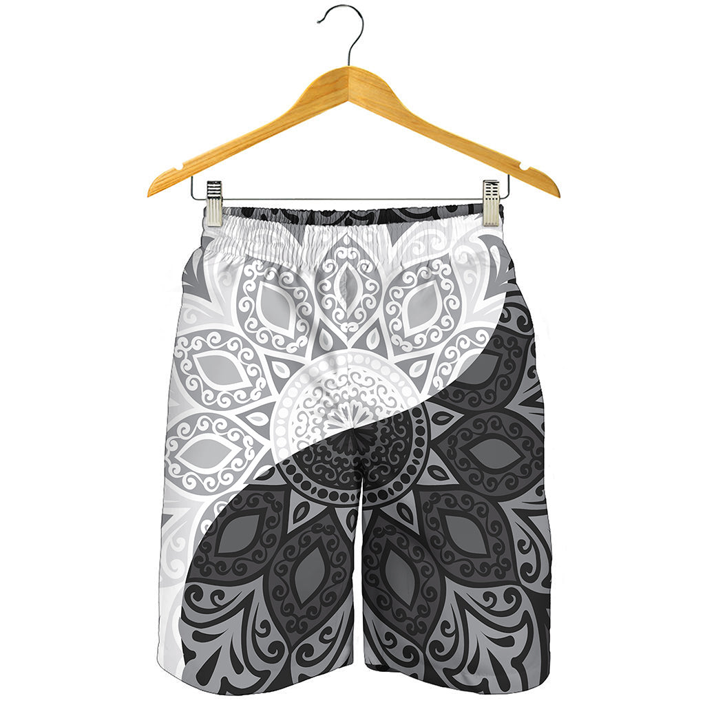 Black And White Yin Yang Mandala Print Men's Shorts