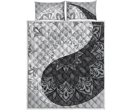Black And White Yin Yang Mandala Print Quilt Bed Set