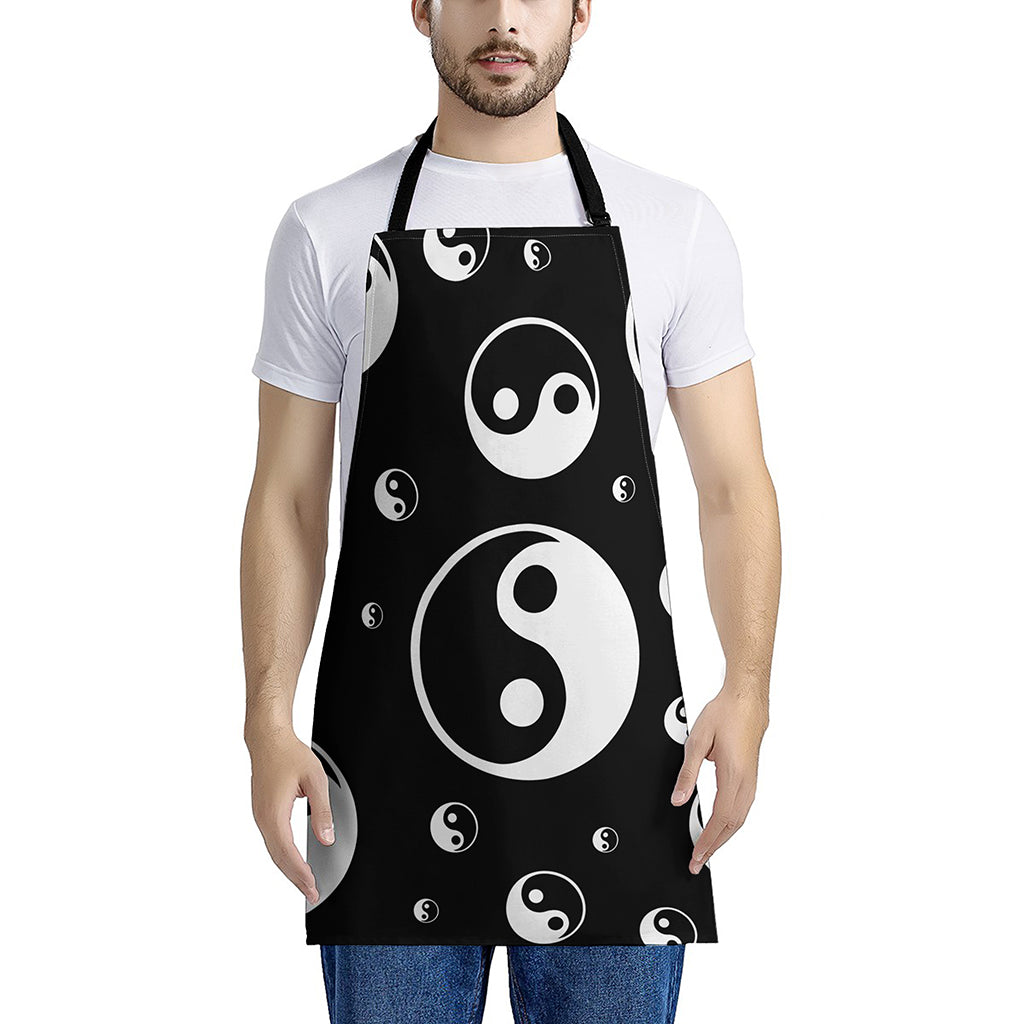 Black And White Yin Yang Pattern Print Apron