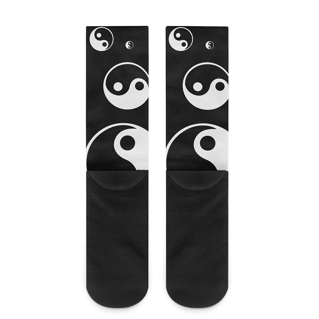 Black And White Yin Yang Pattern Print Crew Socks