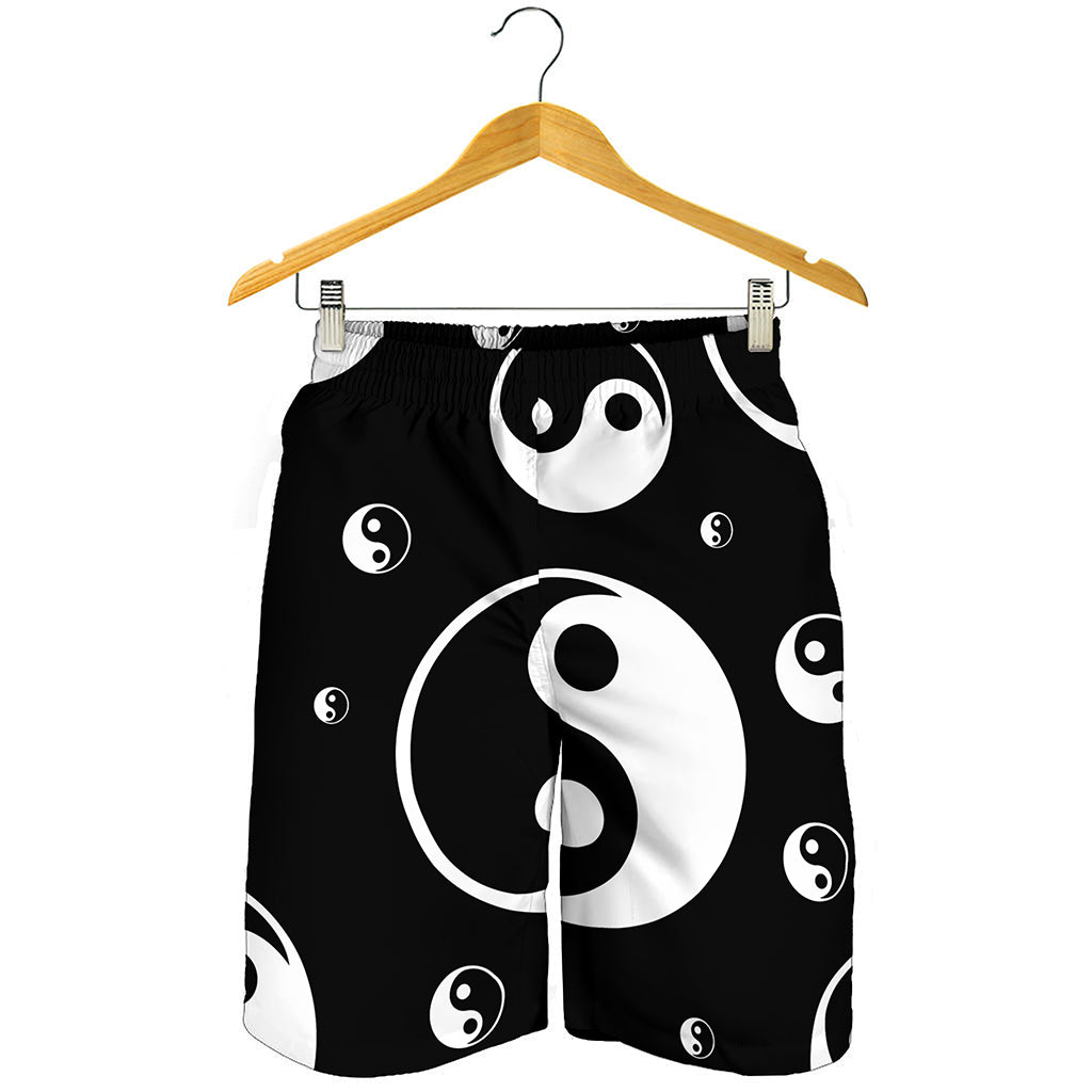 Black And White Yin Yang Pattern Print Men's Shorts