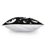 Black And White Yin Yang Pattern Print Pillow Cover