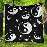 Black And White Yin Yang Pattern Print Quilt