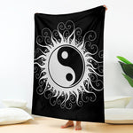Black And White Yin Yang Sun Print Blanket
