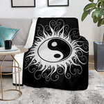 Black And White Yin Yang Sun Print Blanket