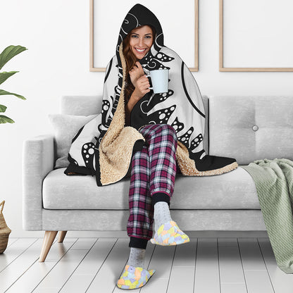 Black And White Yin Yang Sun Print Hooded Blanket