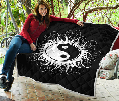 Black And White Yin Yang Sun Print Quilt