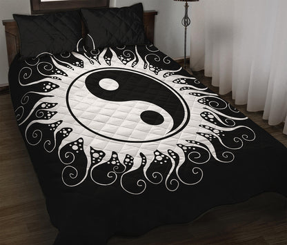 Black And White Yin Yang Sun Print Quilt Bed Set