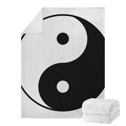 Black And White Yin Yang Symbol Print Blanket
