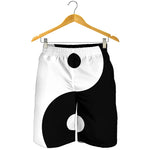 Black And White Yin Yang Symbol Print Men's Shorts