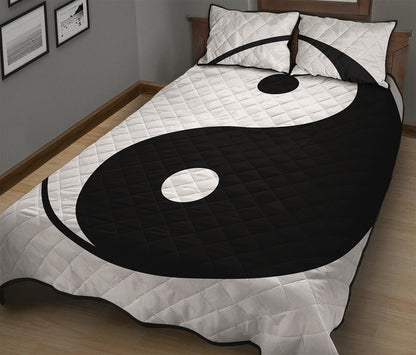 Black And White Yin Yang Symbol Print Quilt Bed Set