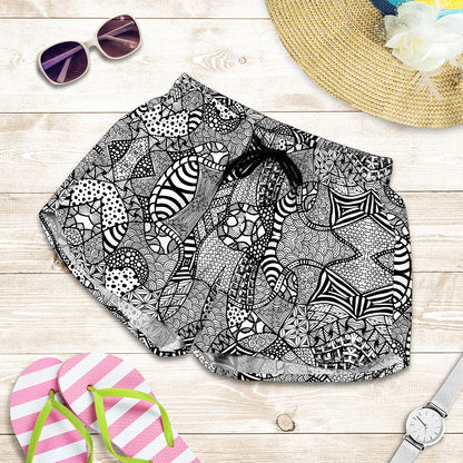 Black And White Zentangle Pattern Print Women's Shorts