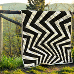 Black And White Zigzag Dazzle Print Quilt