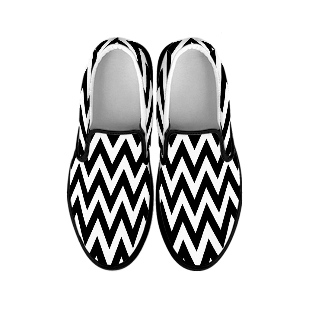 Black And White Zigzag Pattern Print Black Slip On Shoes