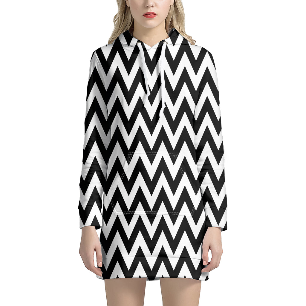 Black And White Zigzag Pattern Print Hoodie Dress