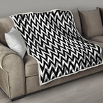 Black And White Zigzag Pattern Print Quilt