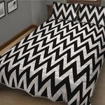 Black And White Zigzag Pattern Print Quilt Bed Set