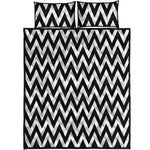 Black And White Zigzag Pattern Print Quilt Bed Set