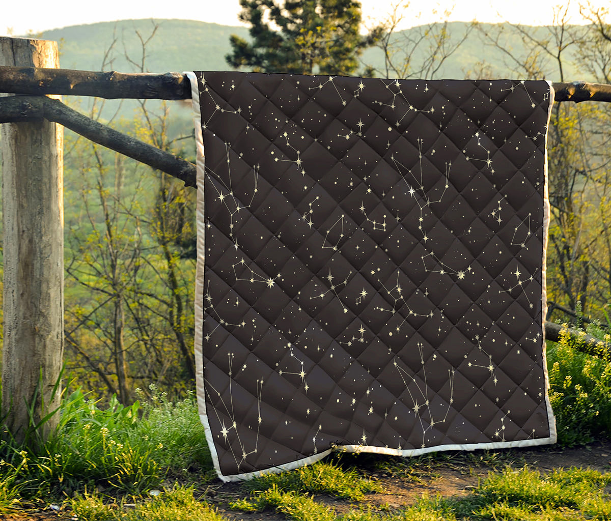 Black And White Zodiac Stars Print Quilt