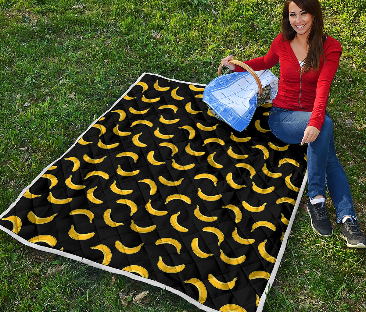 Black And Yellow Banana Pattern Print Quilt