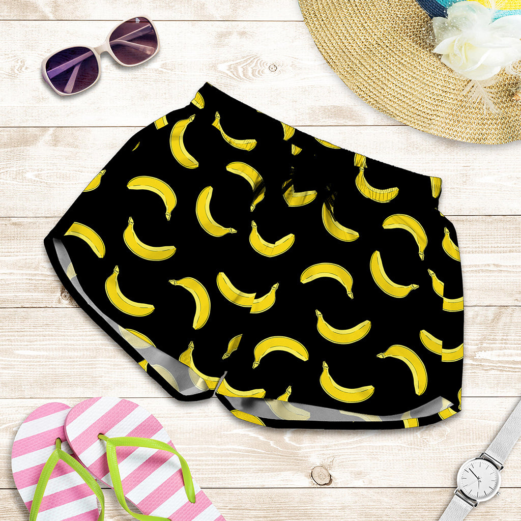 Black And Yellow Banana Pattern Print Women's Shorts