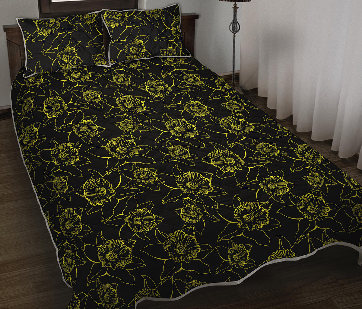 Black And Yellow Daffodil Pattern Print Quilt Bed Set