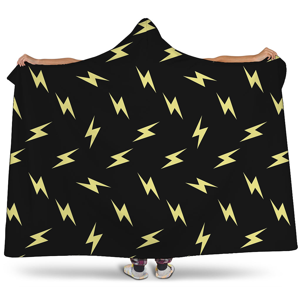 Black And Yellow Lightning Pattern Print Hooded Blanket