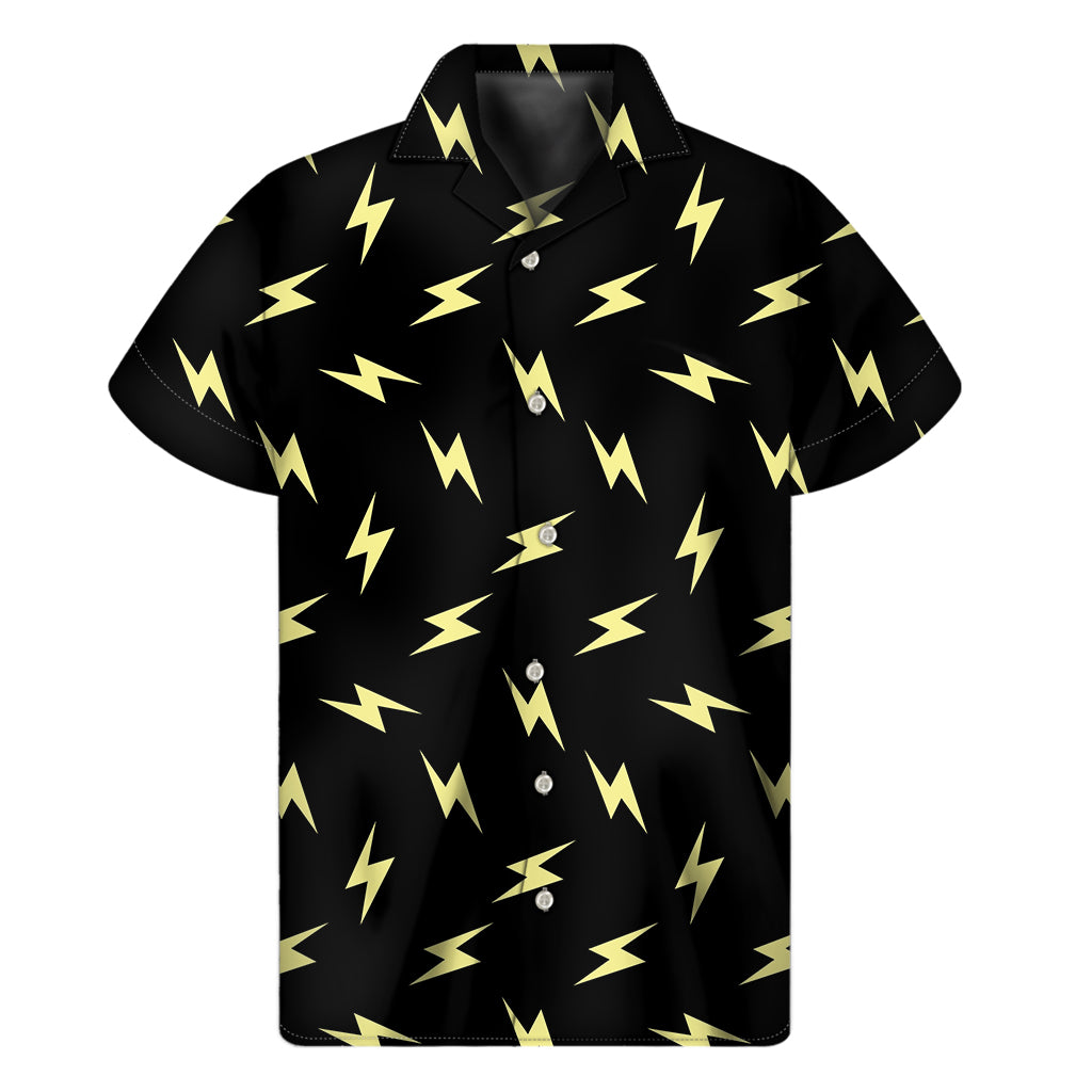Black And Yellow Lightning Pattern Print Men's Short Sleeve Shirt