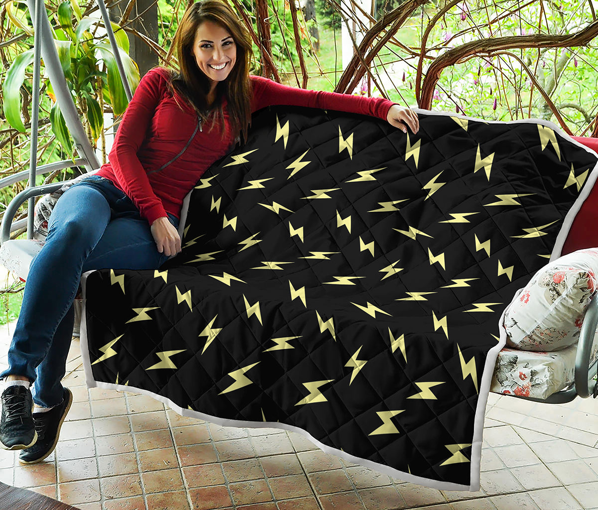 Black And Yellow Lightning Pattern Print Quilt