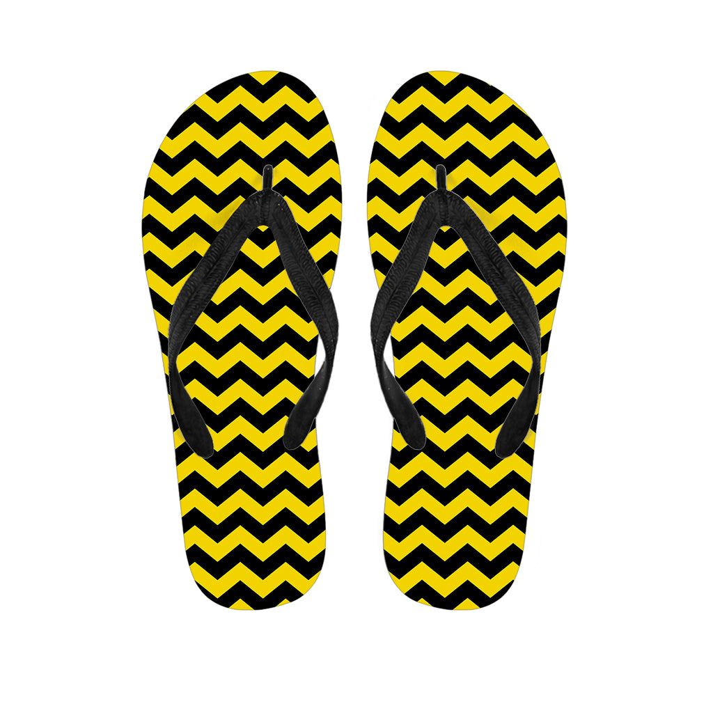 Black And Yellow Zigzag Pattern Print Flip Flops