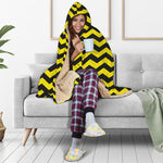 Black And Yellow Zigzag Pattern Print Hooded Blanket