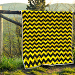 Black And Yellow Zigzag Pattern Print Quilt